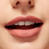 MAC Locked Kiss Ink жидкая помада для губ матовая, Sepia Collection, оттенок Bodacious, 4 мл — фото 4