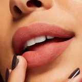 MAC Locked Kiss Ink жидкая помада для губ матовая, Sepia Collection, оттенок Bodacious, 4 мл — фото 5