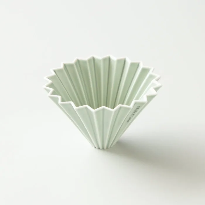 Керамический дриппер Origami Dripper M, зеленый матовый