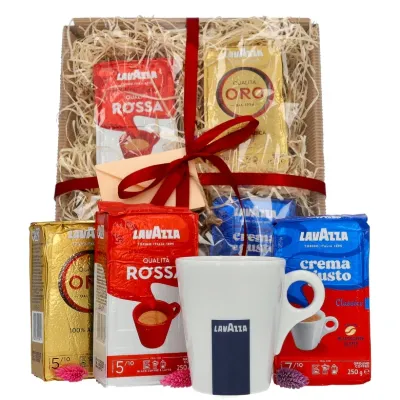 Подарочный набор для бабушки и дедушки с молотым кофе Lavazza