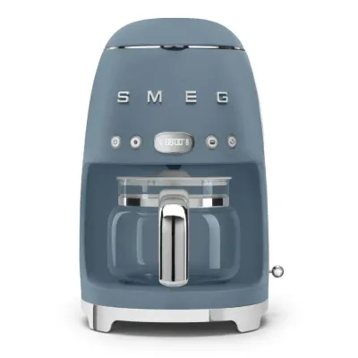 Кофеварка переливная Smeg DCF02SBMEU, синяя матовая