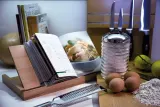 Подставка для книги или планшета Artelegno из массива бука — фото 2