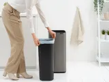 Мусорное ведро Brabantia Bo Touch Bin 30 л, сталь, Soft Touch, платиновое — фото 7