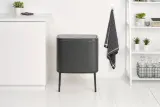 Однокамерное мусорное ведро Brabantia Bo 36 л Confident Grey серый — фото 2