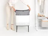 Корзина для белья Brabantia Bo 60 л, на ножках, белая — фото 3