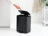 Мусорное ведро с педалью Brabantia Bo 12 л, стальное, чёрное — фото 7