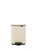 Мусорное ведро с педалью Brabantia Bo 4 л бежевое Soft Beige — фото 1