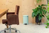 Педальное мусорное ведро Brabantia NewIcon 12 л, Jade Green, зелёный — фото 5
