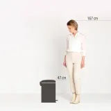 Мусорное ведро с педалью Brabantia NewIcon 20 л, Mineral Powerful Blue, синее — фото 6