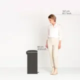 Мусорное ведро с педалью Brabantia NewIcon 30 л с металлическим вкладным ведром, сталь, серебристое — фото 3