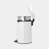 Педальное мусорное ведро Brabantia NewIcon со стальным ведром 12 л, белый — фото 3