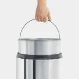 Самогасящееся мусорное ведро Brabantia 30 л, глянцевая сталь, серебристое — фото 3