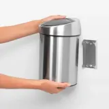 Мусорное ведро Brabantia Touch Bin 3 л матовая сталь F.P.P — фото 4