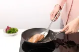 Лопатка большая Brabantia Profile, нержавеющая сталь, серебристая, 33,2 см, с отверстиями для жира — фото 2