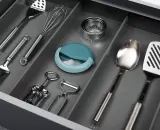Нож для пиццы Joseph Joseph Duo 11,4 × 12,6 × 2,4 см, морской и серебристый, с чехлом для лезвия — фото 6