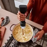 Блендер погружной беспроводной KitchenAid GO 5KHBRV00BM без аккумулятора, стакан 1 л, ножка 18 см, чёрный — фото 2