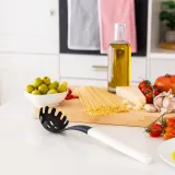 Ложка для макарон KitchenAid Porcelain White 34 x 7 см, нейлон, термостойкая до 232 градусов, белая — фото 3