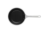 Сковорода Le Creuset 3-ply Plus Signature 20 см, нержавеющая сталь, антипригарная, для индукции, серебристая — фото 2