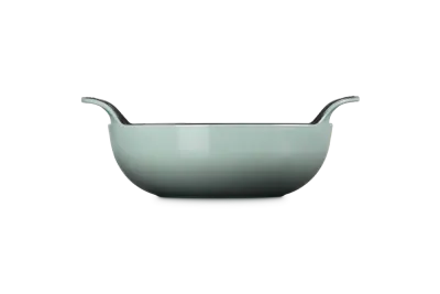 Блюдо Balti Dish чугунное эмалированное Le Creuset 24 см, 2,7 л, цвет sea salt, индукция, духовка