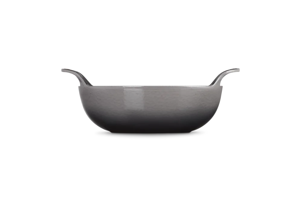 Чугунное блюдо Le Creuset Balti Dish 24 см, 2,7 л, эмалированное, подходит для индукции и духовки, цвет flint