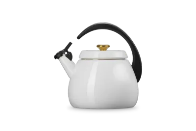 Белый чайник Le Creuset Cloche 2,1 л, эмалированная сталь, индукция, газ, электричество