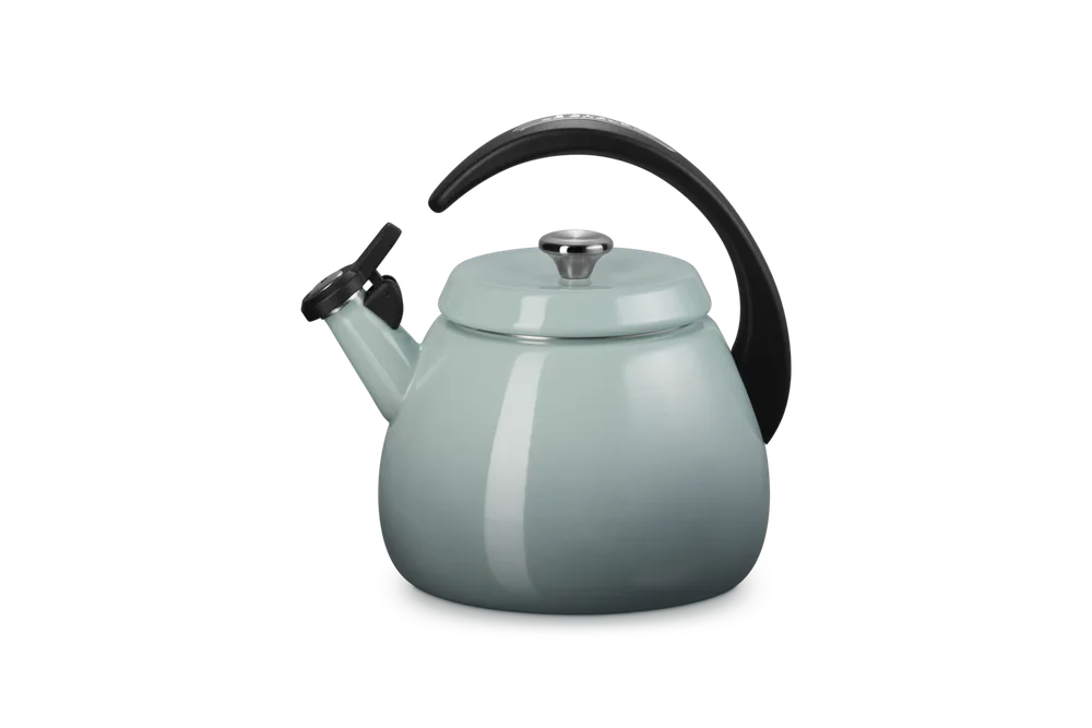 Чайник Le Creuset Cloche 2,1 л Sea Salt, эмалированная сталь, стальная кнопка на крышке