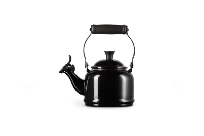 Чёрный чайник Le Creuset Demi 1,1 л, эмалированная углеродистая сталь, со свистком