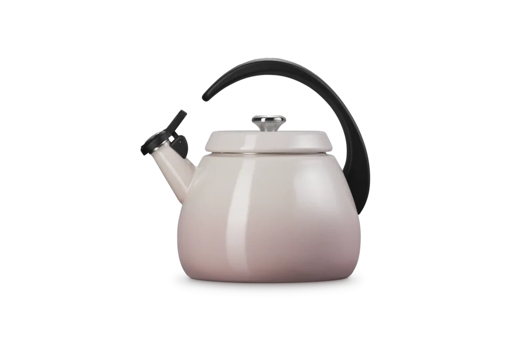 Чайник Le Creuset Cloche 2,1 л Shell Pink, эмалированная сталь, индукция и газ