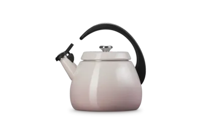 Чайник Le Creuset Cloche 2,1 л Shell Pink, эмалированная сталь, индукция и газ