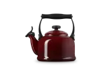 Чайник со свистком Le Creuset традиционный 2,1 л, эмалированная сталь, цвет Garnet — фото 1