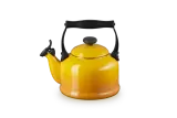 Чайник со свистком Le Creuset традиционный 2,1 л, эмалированная сталь, жёлтый Nectar — фото 1