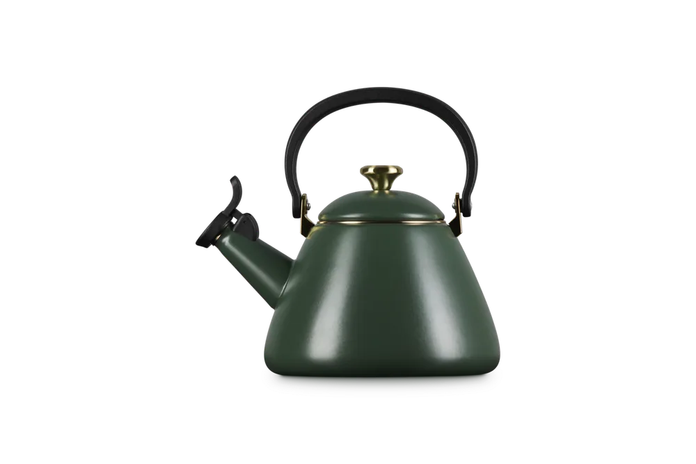 Зелёный чайник Le Creuset Kone 1,6 л Forêt, эмалированная сталь, свисток, складная ручка
