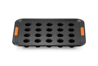 Форма для мини-канеле Le Creuset на 20 штук, углеродистая сталь с антипригарным покрытием, чёрная