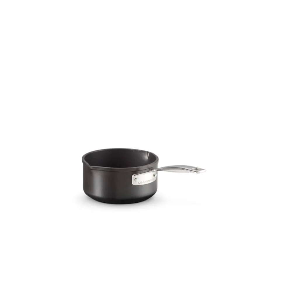 Ковш для молока Le Creuset из кованого анодированного алюминия 16 см, 1,6 л, антипригарный, чёрный