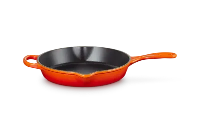 Глубокая чугунная сковорода Le Creuset 26 см, 2 л, эмалированная, для жарки и подачи, пламенная