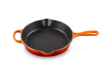 Глубокая чугунная сковорода Le Creuset 26 см, 2 л, эмалированная, для жарки и подачи, пламенная — фото 2