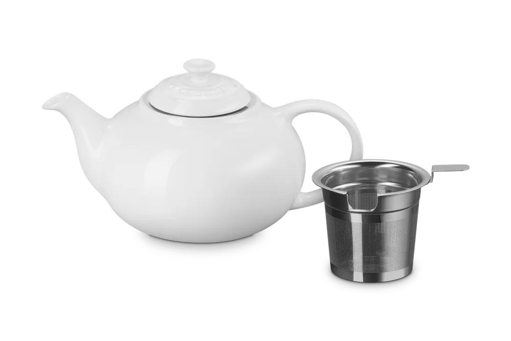 Заварочный чайник Le Creuset из каменной керамики с ситечком из нержавеющей стали, белый