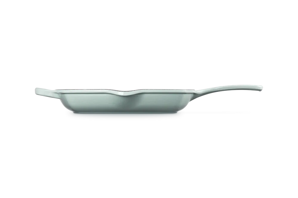 Квадратная сковорода-гриль Le Creuset Signature, эмалированный чугун, sea salt, для индукции, газа и духовки