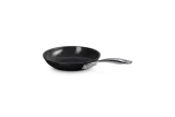 Сковорода Le Creuset 20 см, керамическое антипригарное покрытие без PFAS, алюминий, для индукции, чёрно-серебристая — фото 1