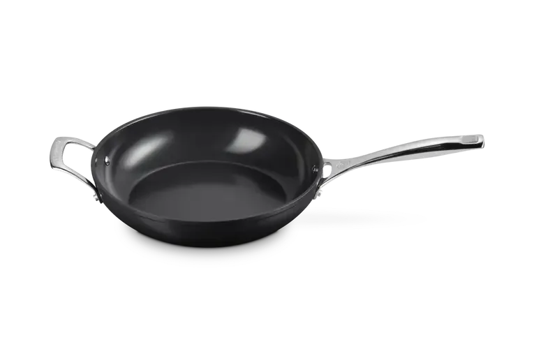 Глубокая сковорода Le Creuset 28 см, керамическое антипригарное покрытие без PFAS, алюминий, для индукции, чёрно-серебристая