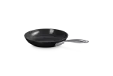 Сковорода Le Creuset 24 см, керамическое антипригарное покрытие без PFAS, алюминиевая, для индукции, чёрно-серебристая — фото 1