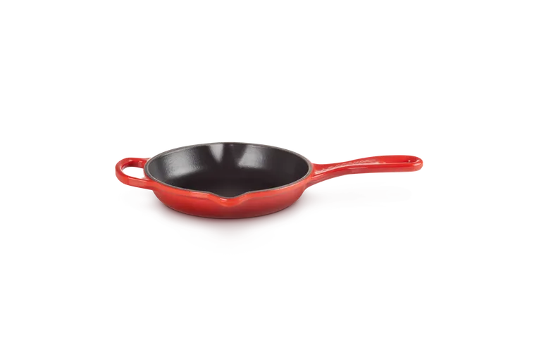 Сковорода чугунная эмалированная Le Creuset 16 см с рёбрами гриля для жарки и подачи, вишнёвая, для индукции