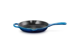 Сковорода чугунная эмалированная Le Creuset 20 см для жарки и подачи, цвет Azure, синяя, для индукции — фото 1