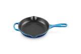 Сковорода чугунная эмалированная Le Creuset 20 см для жарки и подачи, цвет Azure, синяя, для индукции — фото 2
