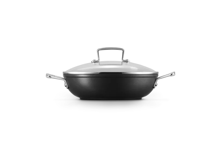 Сковорода профессиональная Le Creuset 24 см, кованый анодированный алюминий, антипригарная, со стеклянной крышкой, для индукции