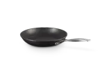 Сковорода Le Creuset 26 см, кованый анодированный алюминий, антипригарная, для индукционных плит, чёрная — фото 5