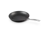 Сковорода Le Creuset 26 см, кованый анодированный алюминий, антипригарная, для индукционных плит, чёрная — фото 6
