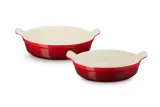 Круглые формы для запекания Le Creuset Tradition, набор 2 шт, 20 см и 24 см, каменная керамика, вишнёвые — фото 1