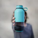 Бутылка для воды стеклянная Lekue TO GO, бирюзовая, с откручивающимся дном и ручкой — фото 5