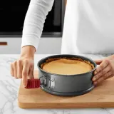 Форма для выпечки круглая Lekue с антипригарным покрытием 20 см, сталь, чёрная — фото 3